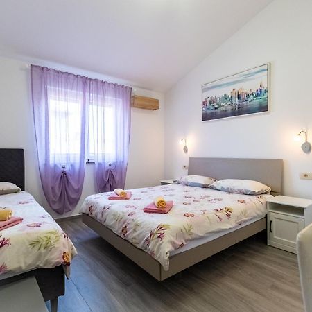 Vila Veronika 2 بولا المظهر الخارجي الصورة
