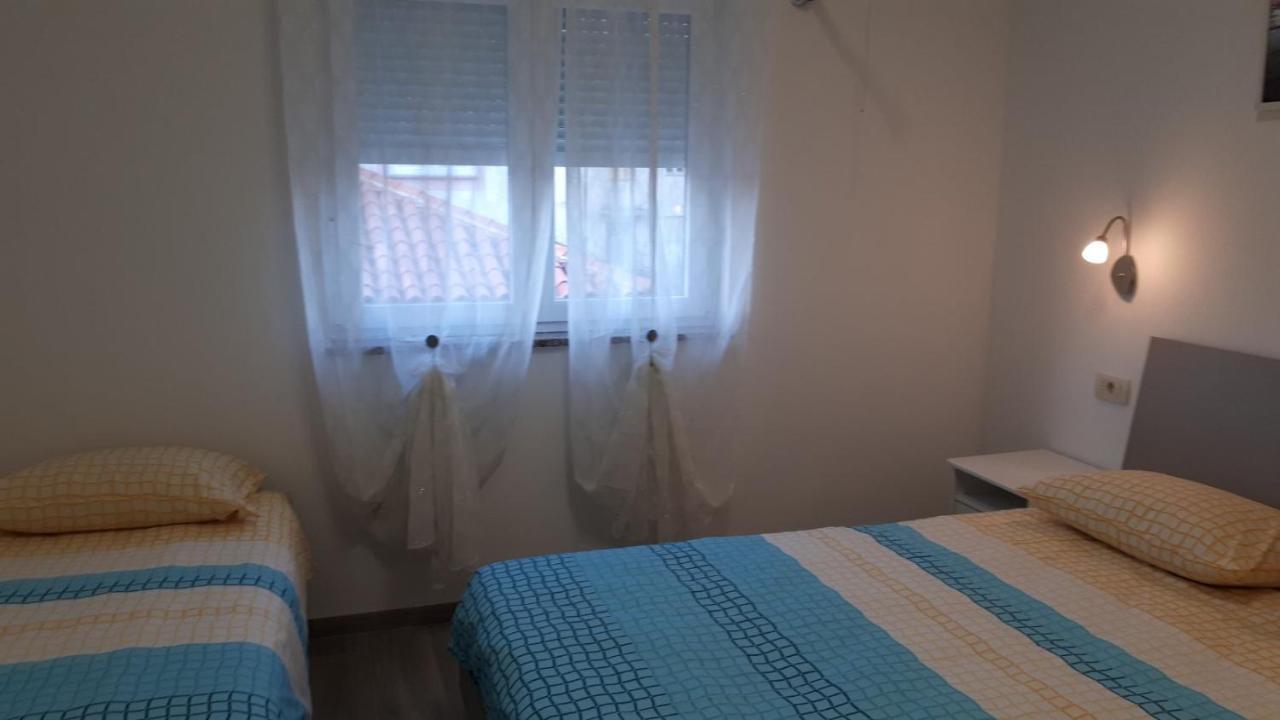 Vila Veronika 2 بولا المظهر الخارجي الصورة