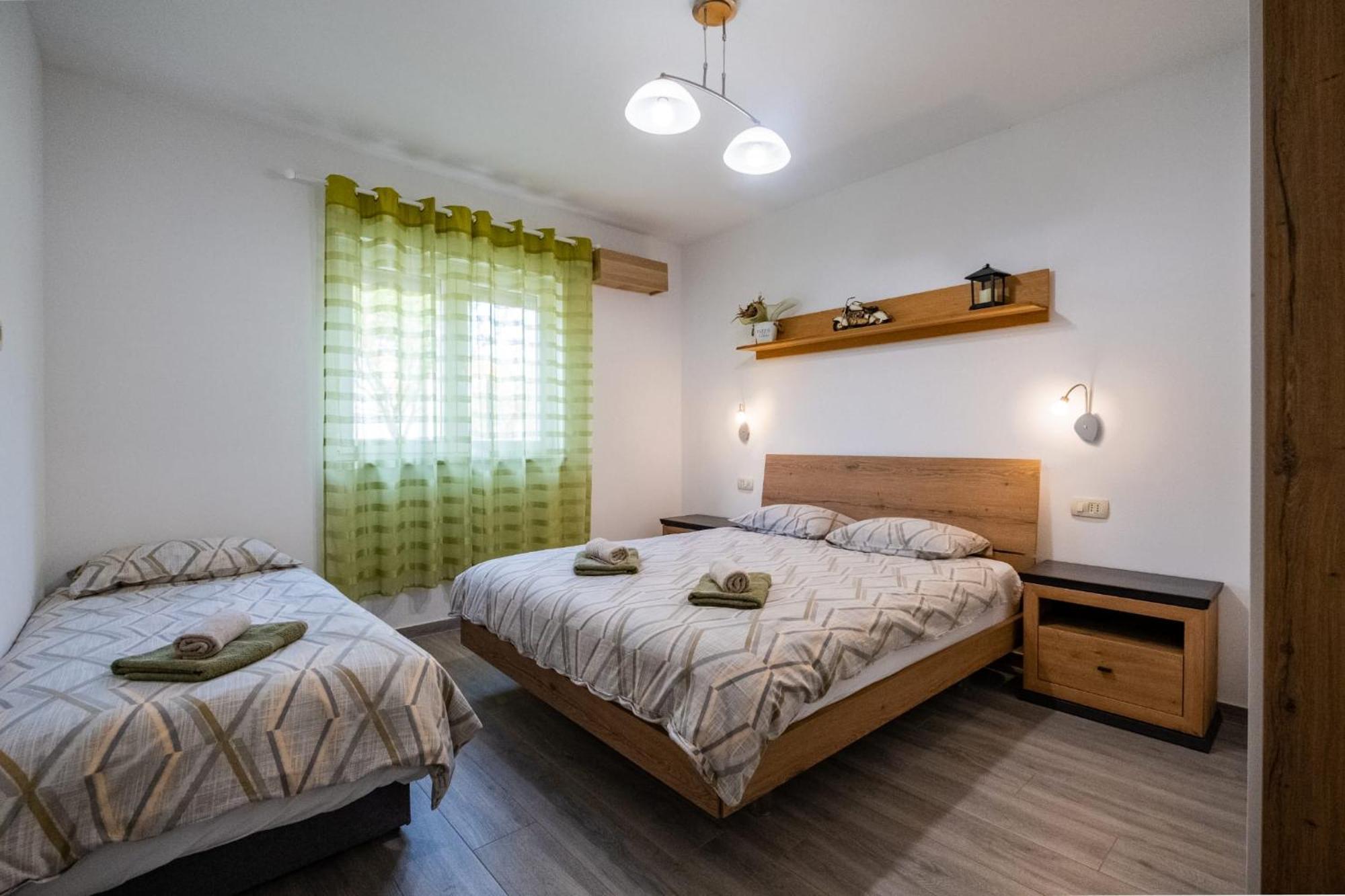Vila Veronika 2 بولا المظهر الخارجي الصورة